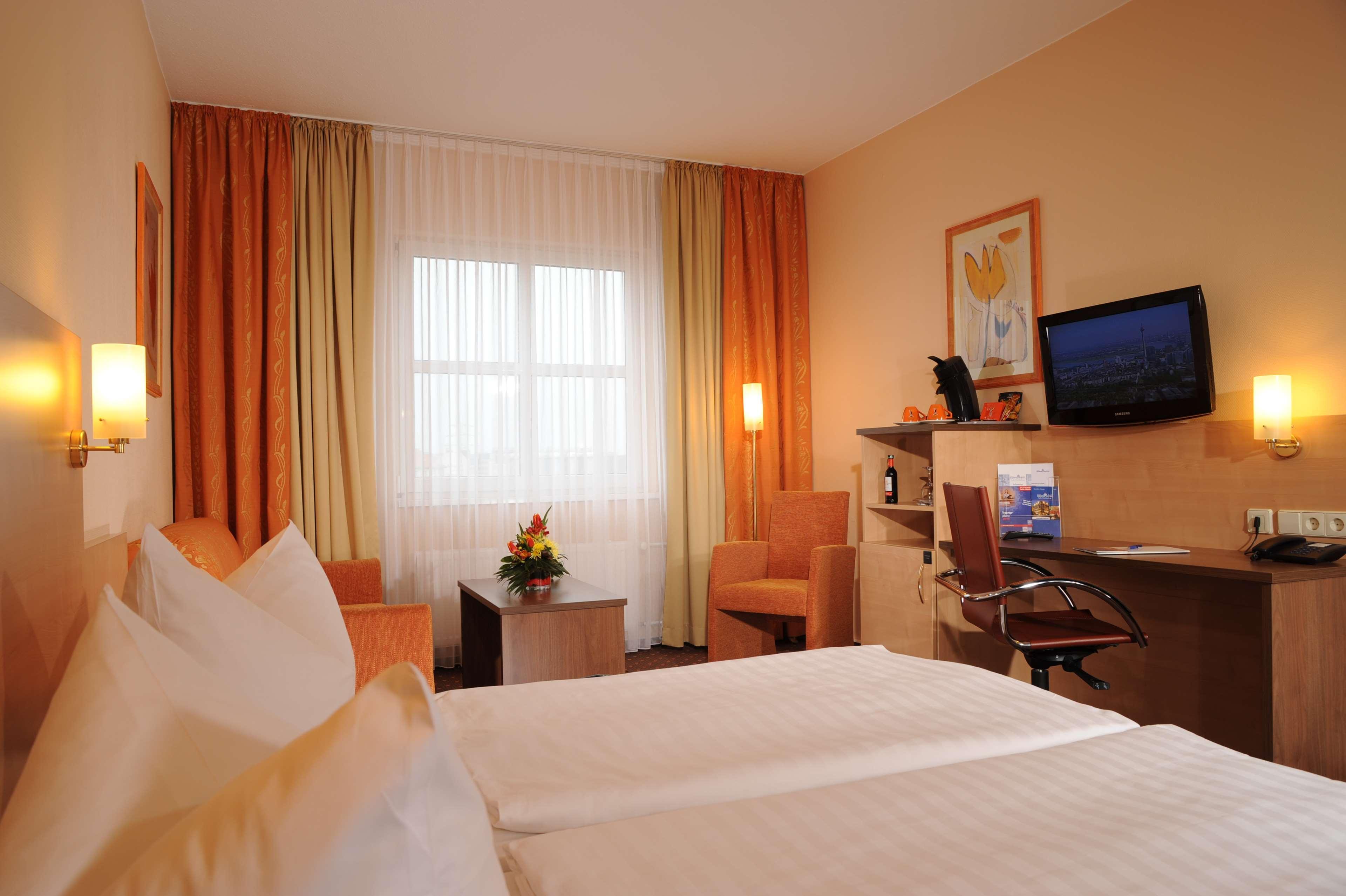 Plaza Inn Berlin Charlottenburg Ngoại thất bức ảnh