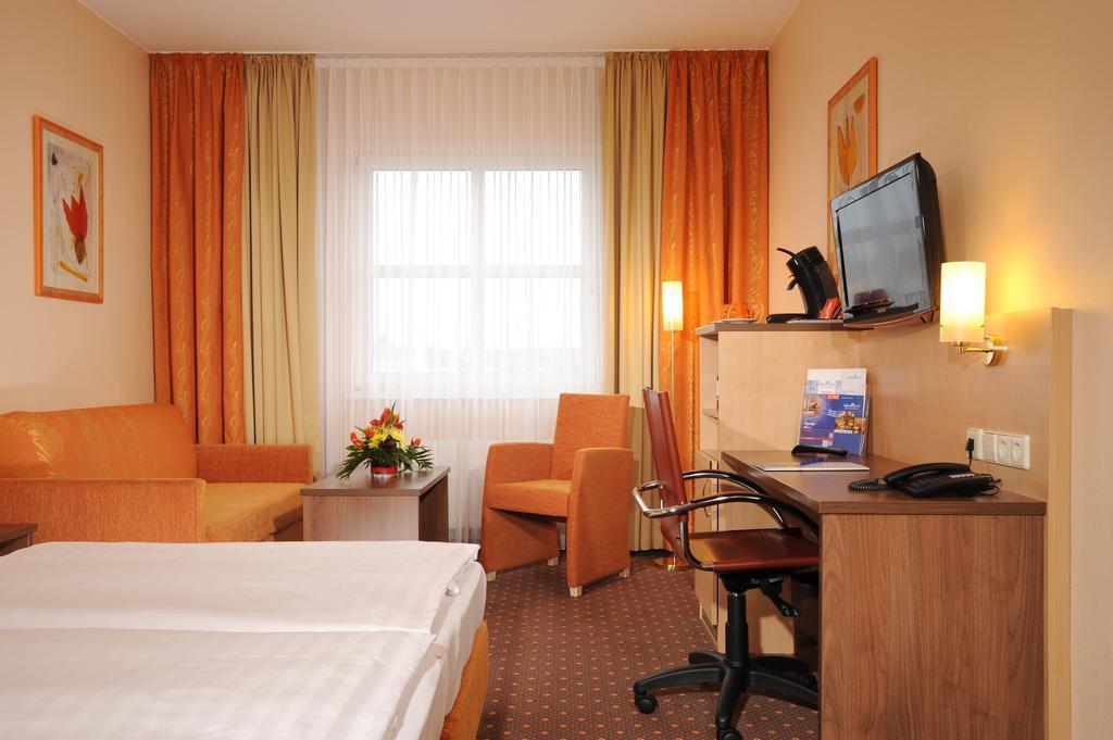 Plaza Inn Berlin Charlottenburg Ngoại thất bức ảnh